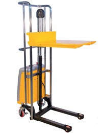 Elevatore manuale e semi-elettrico leggero per merce sfusa o minipallet.jpg