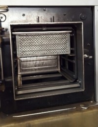 min esempio di forno per ceste in metallo